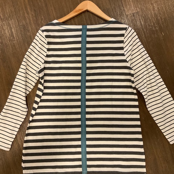 Matilda Jane Women’s Tee Size S NWT - Picture 2 of 2